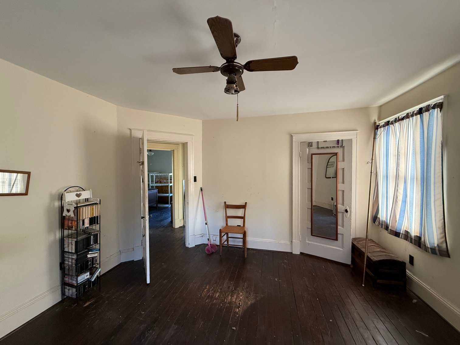 Image for 5 BR/2 BA Home on 1 +/- Acre Lot in The Town of Gordonsville, VA--ONLINE ONLY BIDDING!!