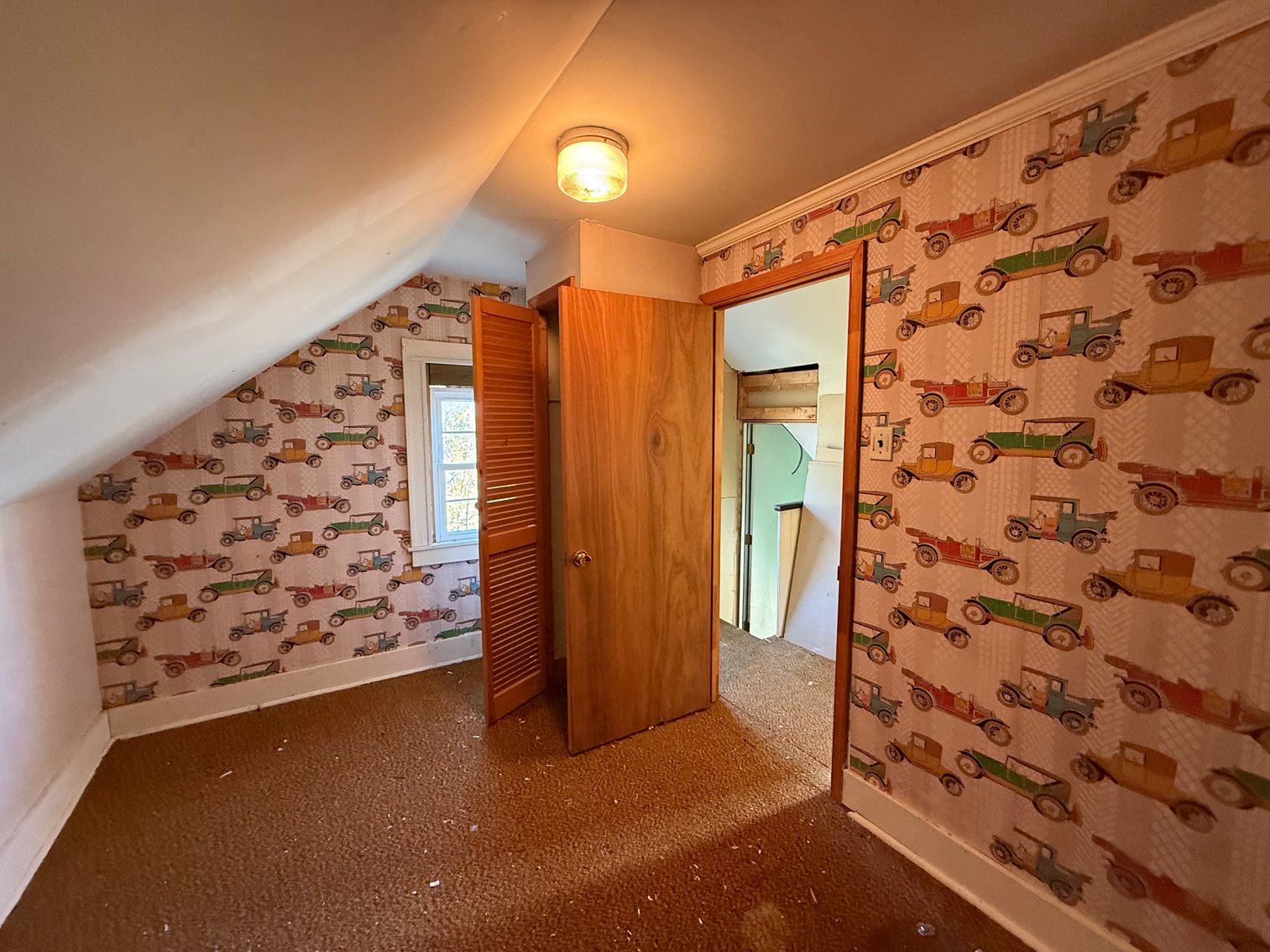 Image for 5 BR/2 BA Home on 1 +/- Acre Lot in The Town of Gordonsville, VA--ONLINE ONLY BIDDING!!