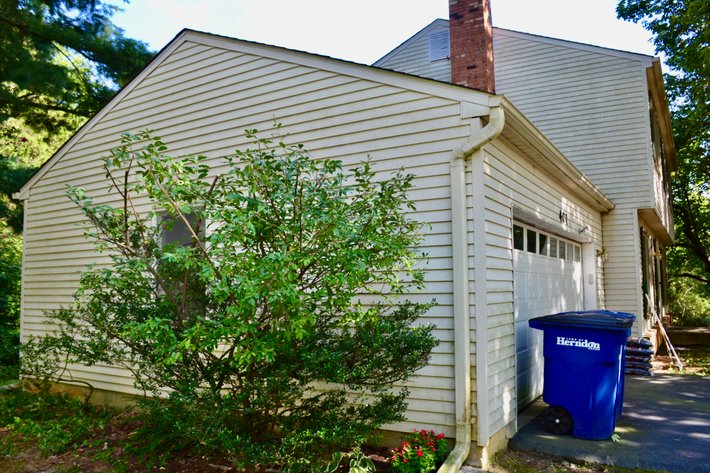 Image for 4 BR/2.5 BA Home in Fairfax County Minutes From Dulles Airport & Metro