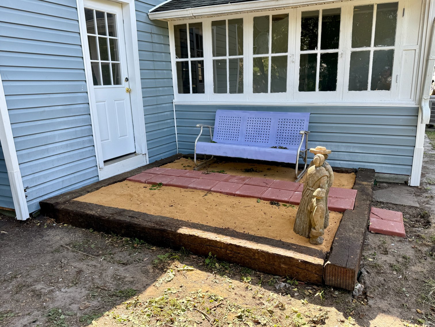 Image for 4 BR/2 BA Home Nestled Between Monroe Bay & The Potomac River in Downtown Colonial Beach, VA--SELLING to the HIGHEST BIDDER via ONLINE ONLY BIDDING!!