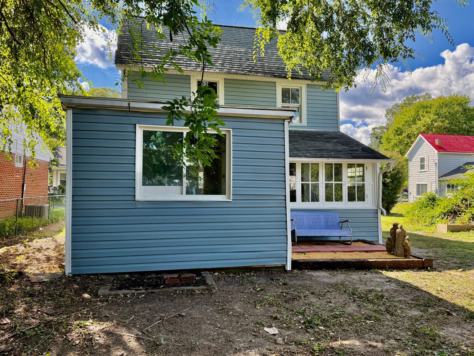 Image for 4 BR/2 BA Home Nestled Between Monroe Bay & The Potomac River in Downtown Colonial Beach, VA--SELLING to the HIGHEST BIDDER via ONLINE ONLY BIDDING!!