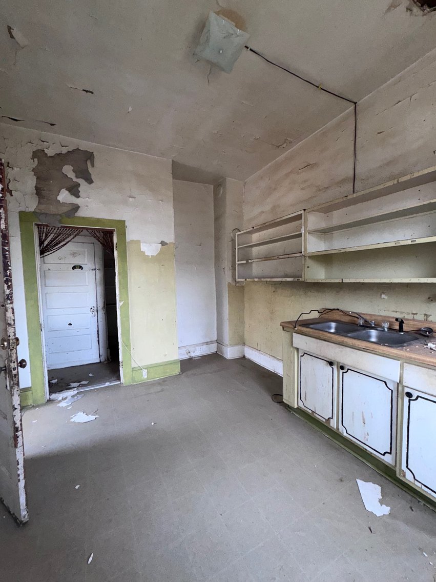 Image for 3 BR/1 BA Home on 1+ Acres in Downtown Victoria, VA--SELLING to the HIGHEST BIDDER via ONLINE ONLY BIDDING!!