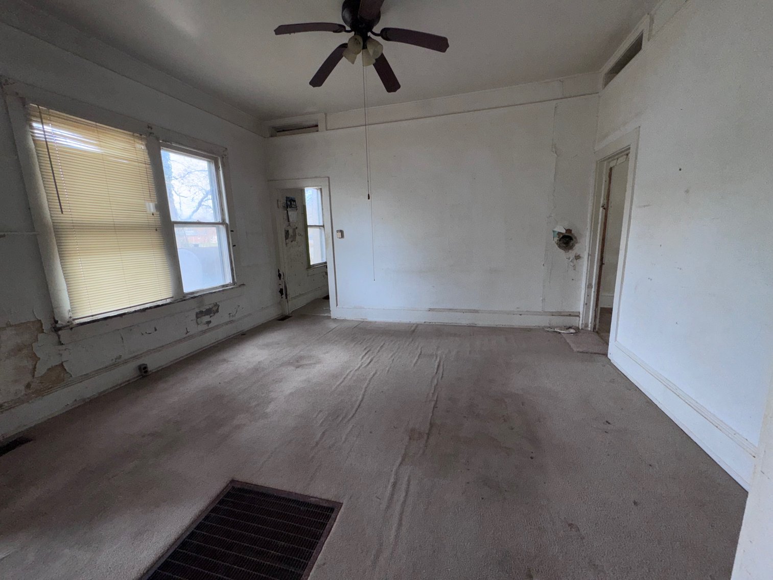 Image for 3 BR/1 BA Home on 1+ Acres in Downtown Victoria, VA--SELLING to the HIGHEST BIDDER via ONLINE ONLY BIDDING!!