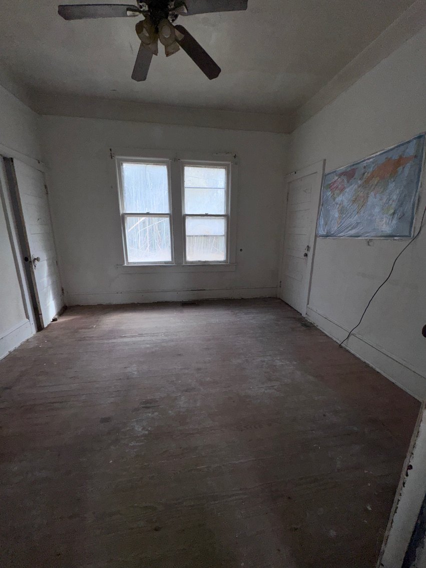 Image for 3 BR/1 BA Home on 1+ Acres in Downtown Victoria, VA--SELLING to the HIGHEST BIDDER via ONLINE ONLY BIDDING!!