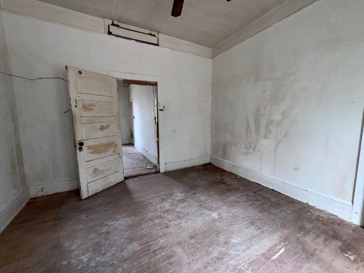 Image for 3 BR/1 BA Home on 1+ Acres in Downtown Victoria, VA--SELLING to the HIGHEST BIDDER via ONLINE ONLY BIDDING!!