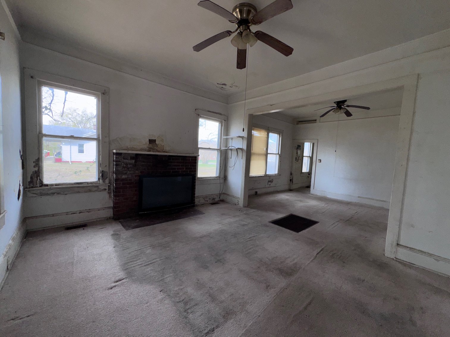 Image for 3 BR/1 BA Home on 1+ Acres in Downtown Victoria, VA--SELLING to the HIGHEST BIDDER via ONLINE ONLY BIDDING!!