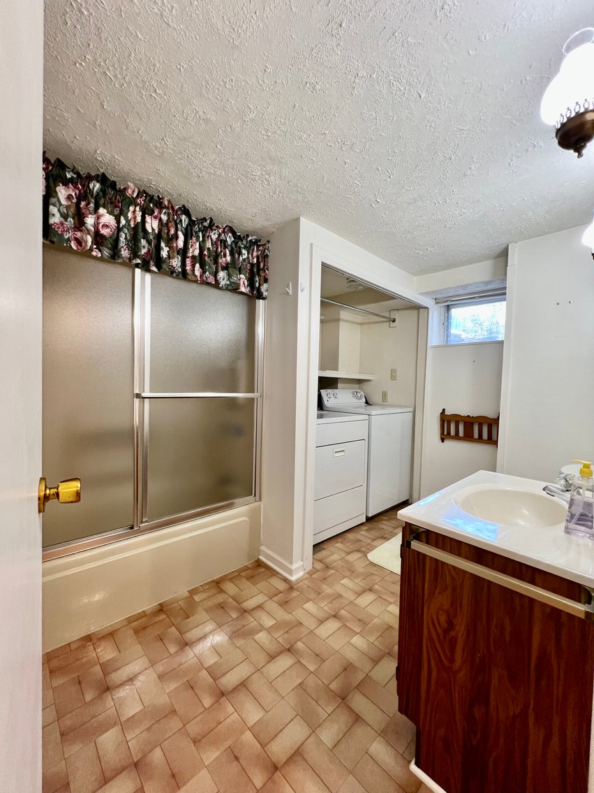 Image for 3 BR/2 BA Home w/Detached Shop & Garage on 1.3 +/- Acres in Barboursville, VA--SELLING to the HIGHEST BIDDER!!