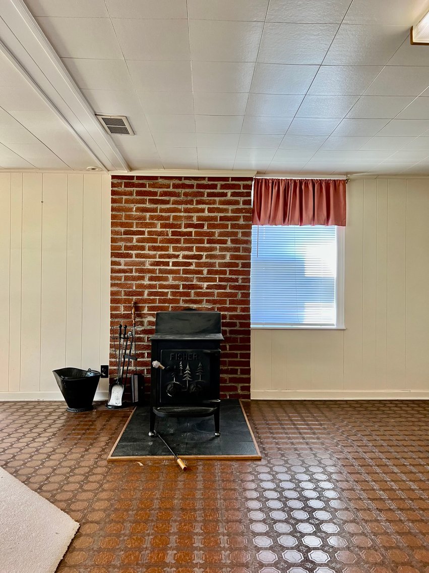 Image for 3 BR/2 BA Home w/Detached Shop & Garage on 1.3 +/- Acres in Barboursville, VA--SELLING to the HIGHEST BIDDER!!