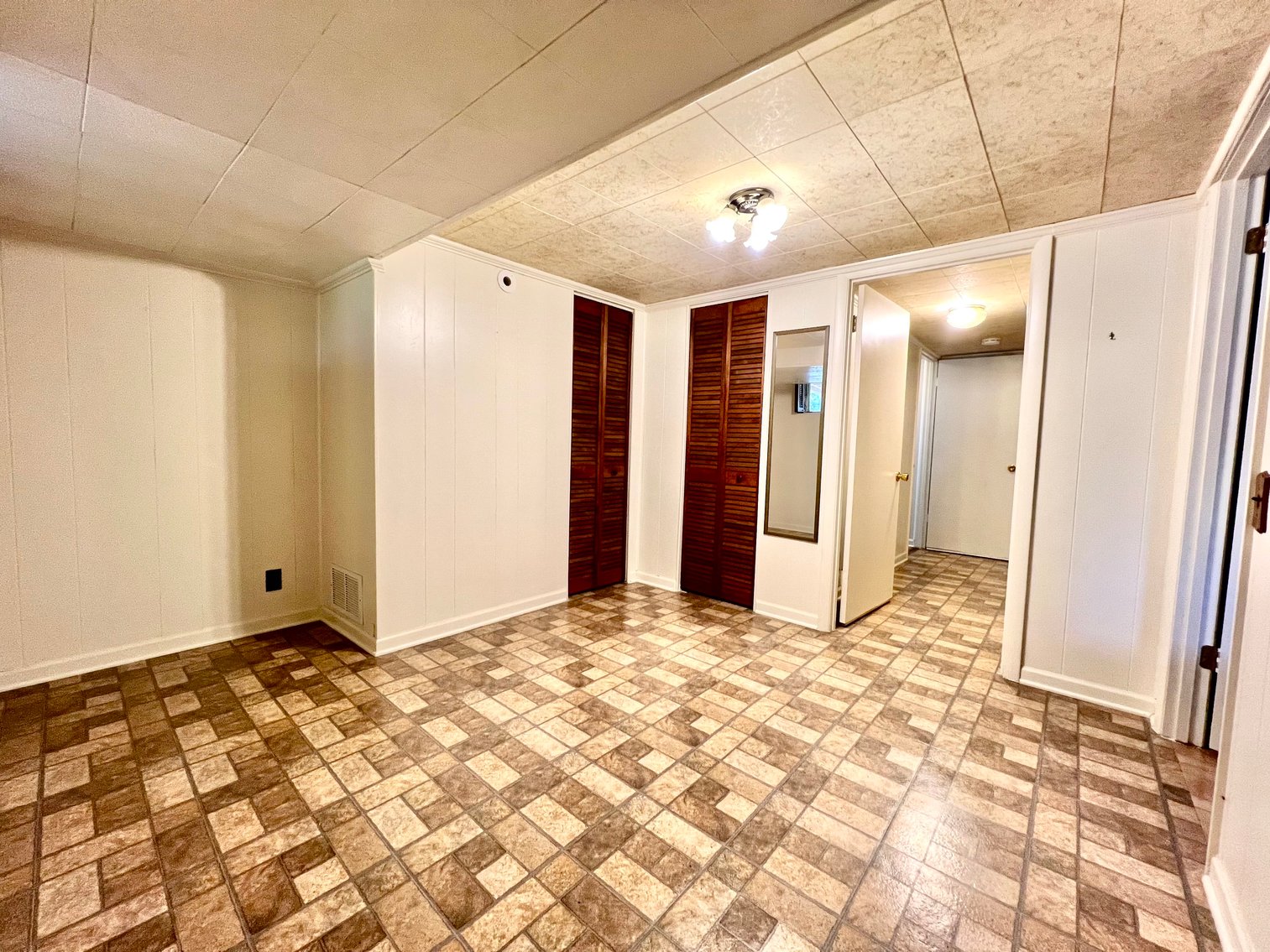 Image for 3 BR/2 BA Home w/Detached Shop & Garage on 1.3 +/- Acres in Barboursville, VA--SELLING to the HIGHEST BIDDER!!