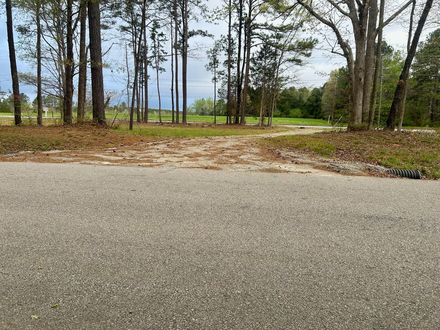 Image for 1.2 +/- Acres Zoned Commercial/Industrial w/Dual Road Frontage in Mecklenburg County, VA--SELLING to the HIGHEST BIDDER via ONLINE ONLY BIDDING!!