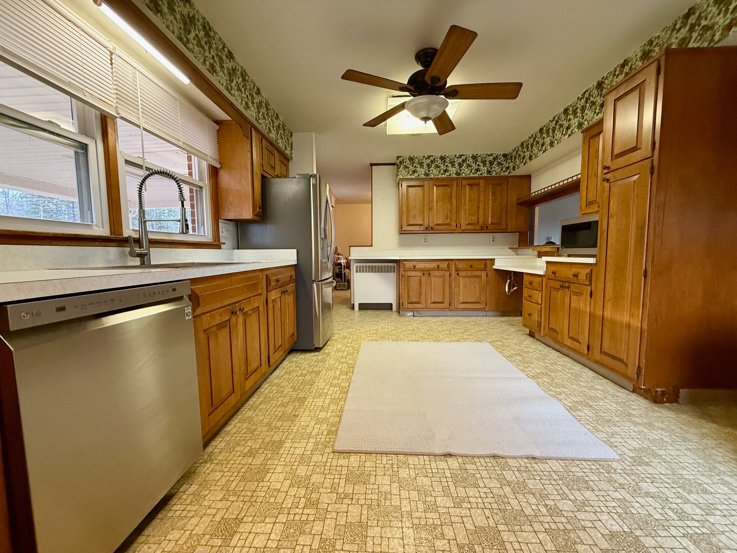 Image for 3 BR/2 BA Brick Home w/Basement Fronting Pond & Views of Mattox Creek in Colonial Beach, VA--SELLING to the HIGHEST BIDDER!!