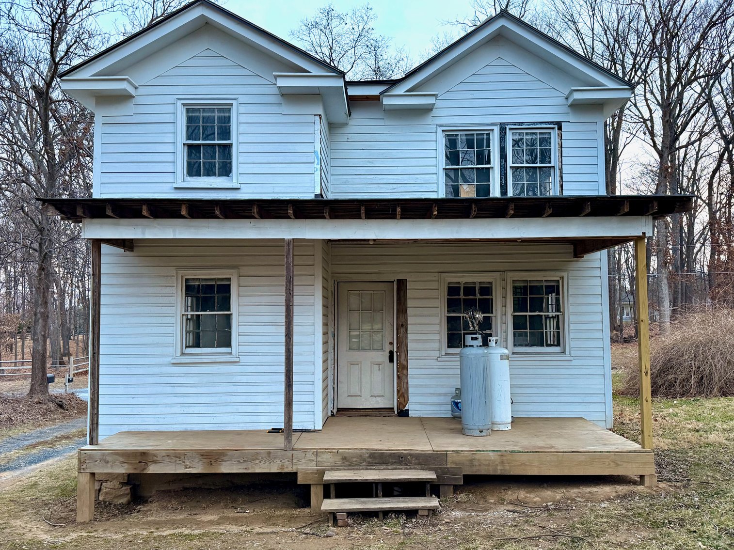 Image for 3 BR Partially Renovated Home on 1.47 +/- Acres in Loudoun County, VA