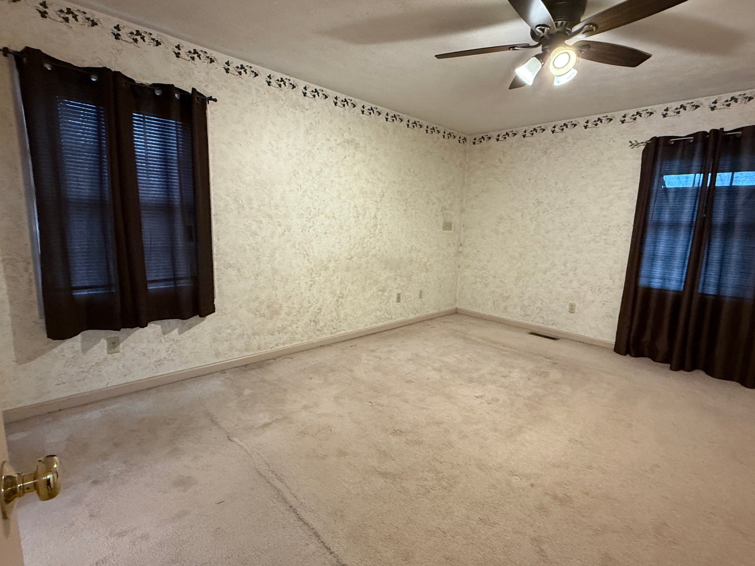 Image for 3 BR/2.5 BA Home on Large Cul-de-Sac Lot in Waynesboro, VA--ONLINE ONLY BIDDING!!