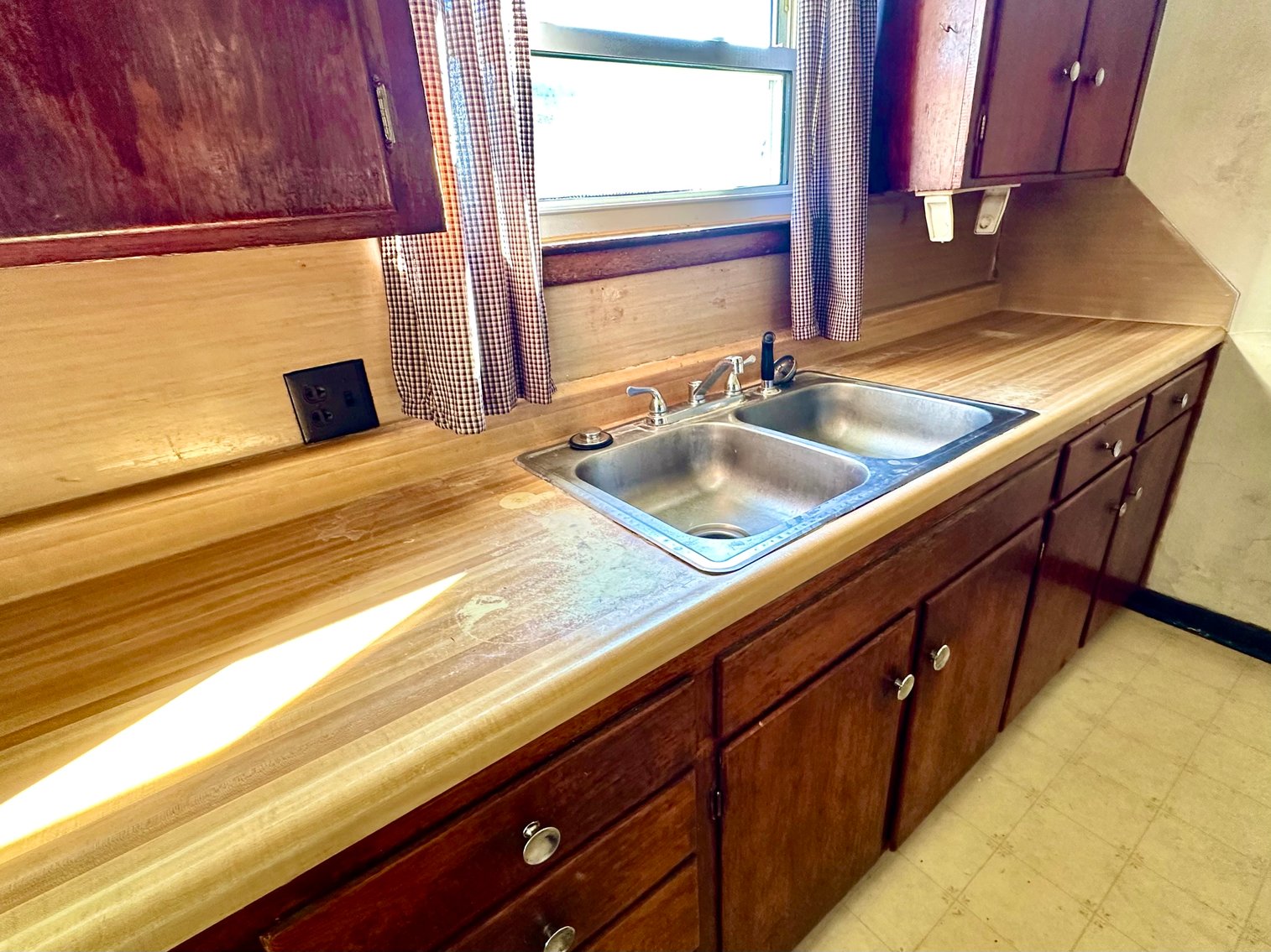 Image for 614 N 4th St. Cambridge, OH 43725