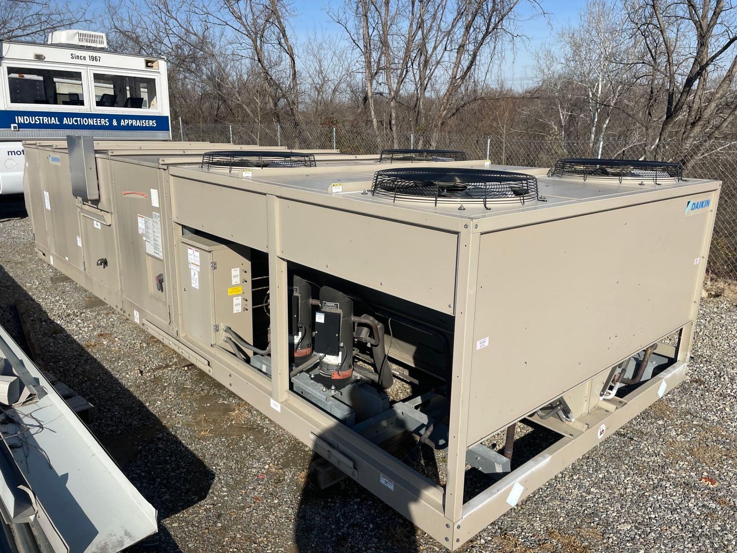 Image for 2018 Daiken RPS021DSAS6 21-Ton RPS HVAC Rooftop Unit | Seller's Guarantee to Operate Properly | Online Bidding | Richmond, VA