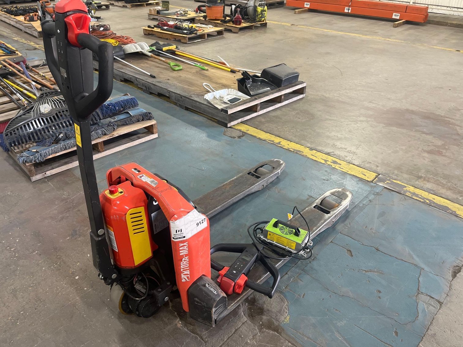 Image for 567 Logistics Chester VA Facility Liquidation Auction | Forklifts, Scissor Lifts, Material Handling, Pallet Racking, & More!