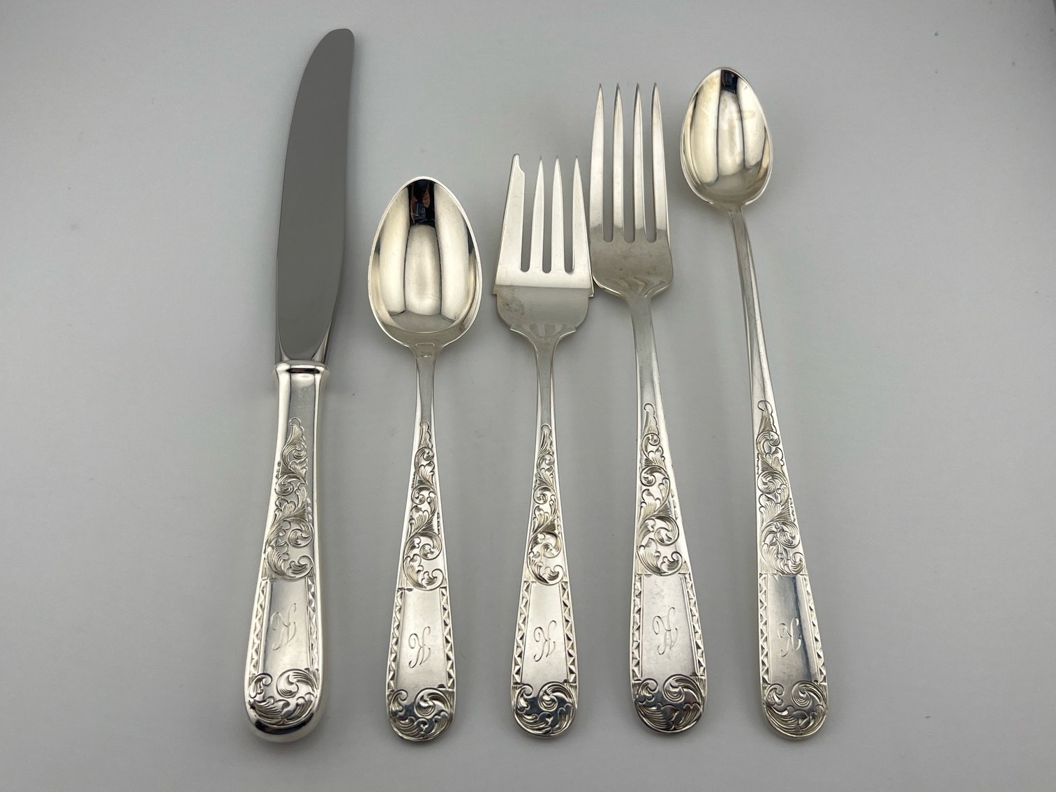 Image for May Signature auction and fine jewelry extravaganza