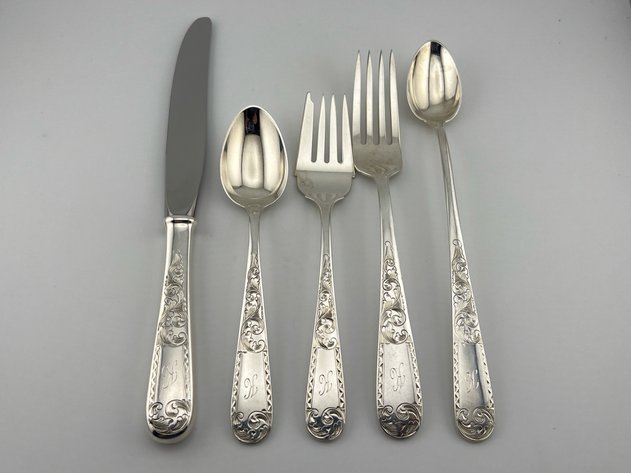 Image for May Signature auction and fine jewelry extravaganza