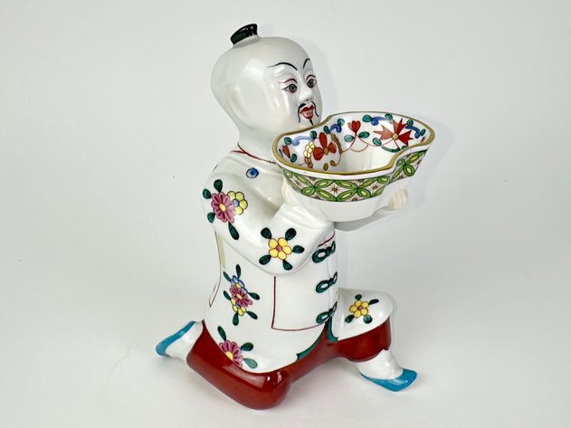 Image for July Signature online auction - 2013 Nissan NV200 delivery van