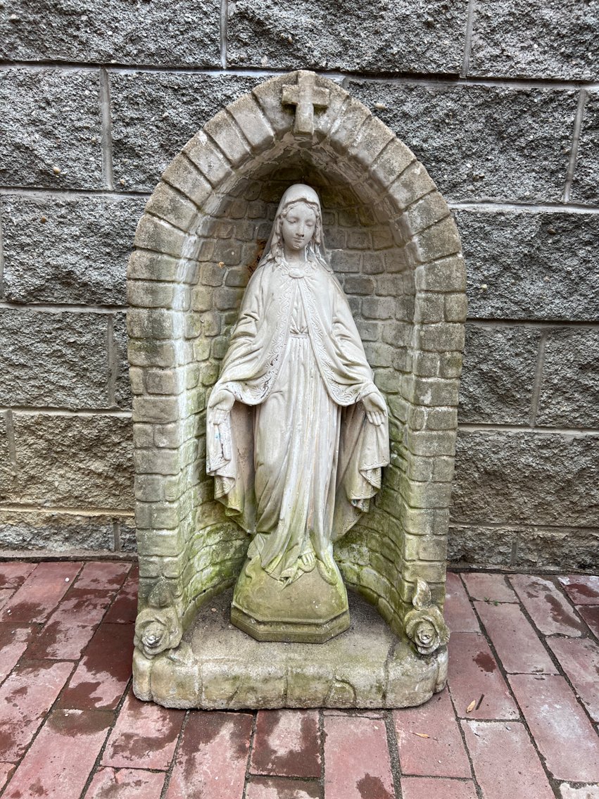 Image for Grayson Hill townhouse/gallery auction