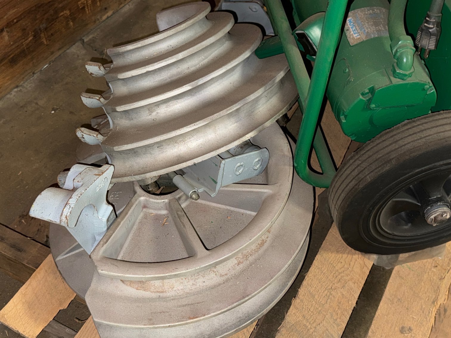 Image for Greenlee 555 Electric Pipe Bender