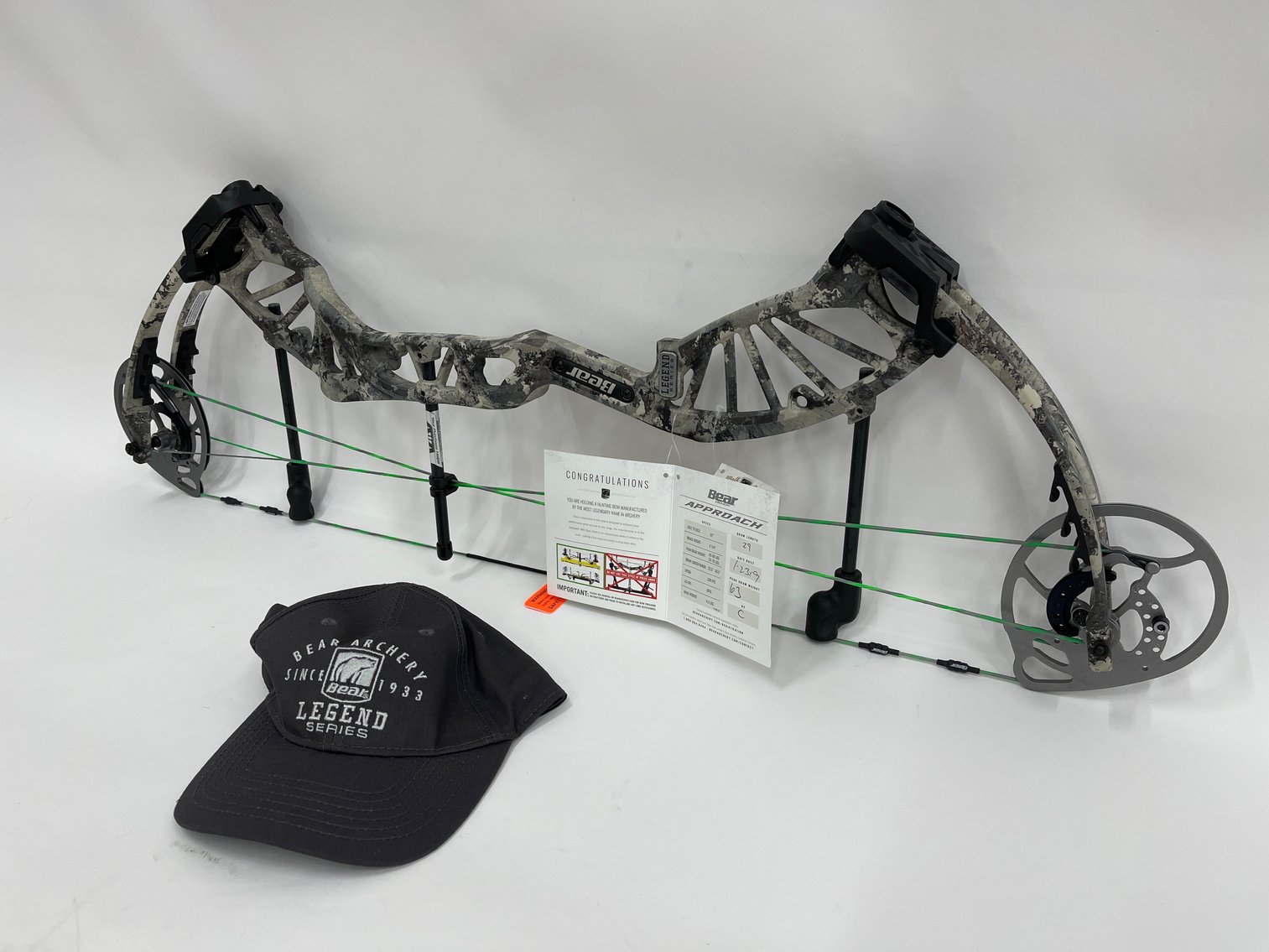Image for Archery Auction: Premium Compound Bows & Hunting Gear - The Hunt is on!