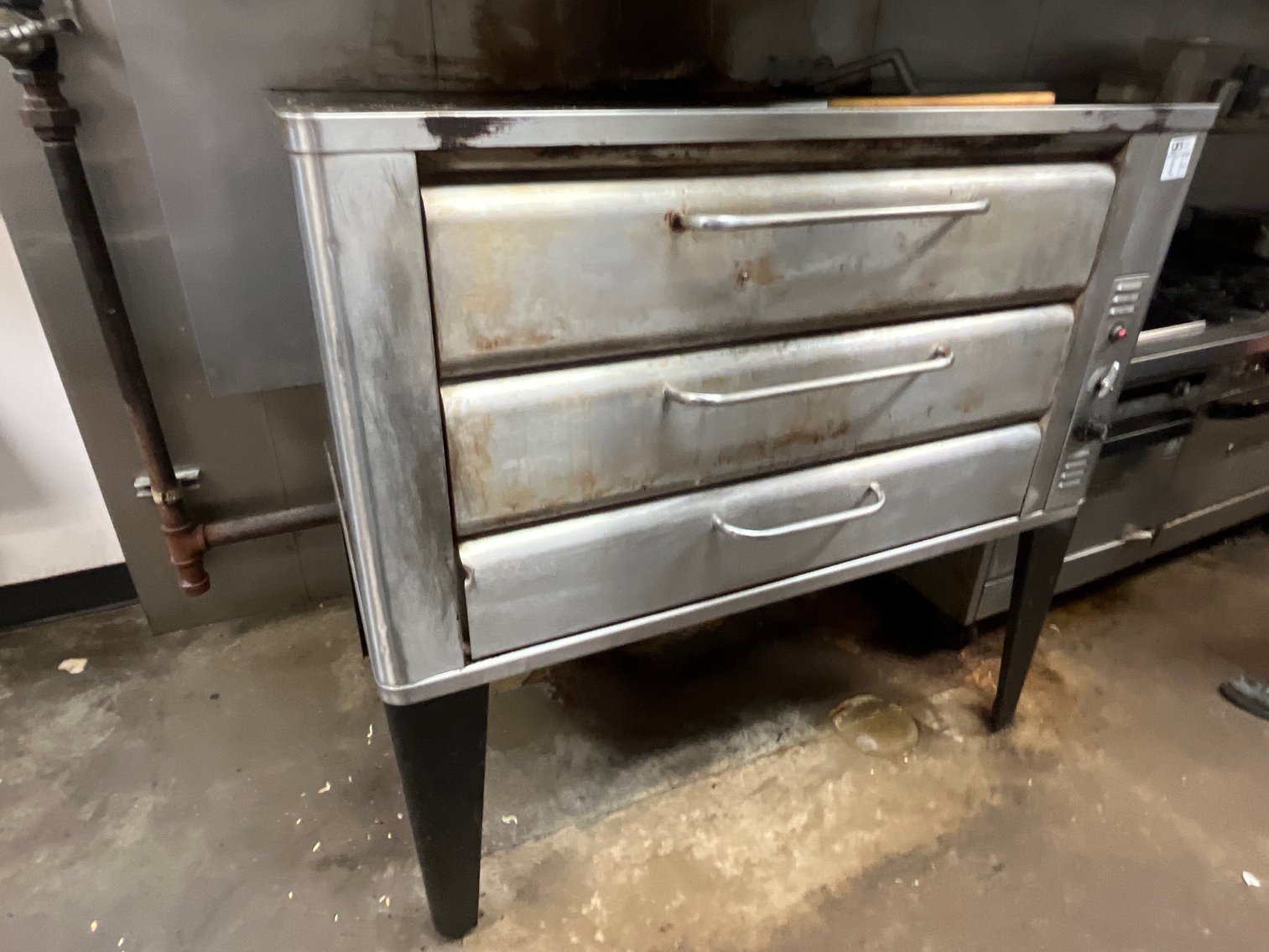 Image for FieldHouse Bar and Restaurant Auction