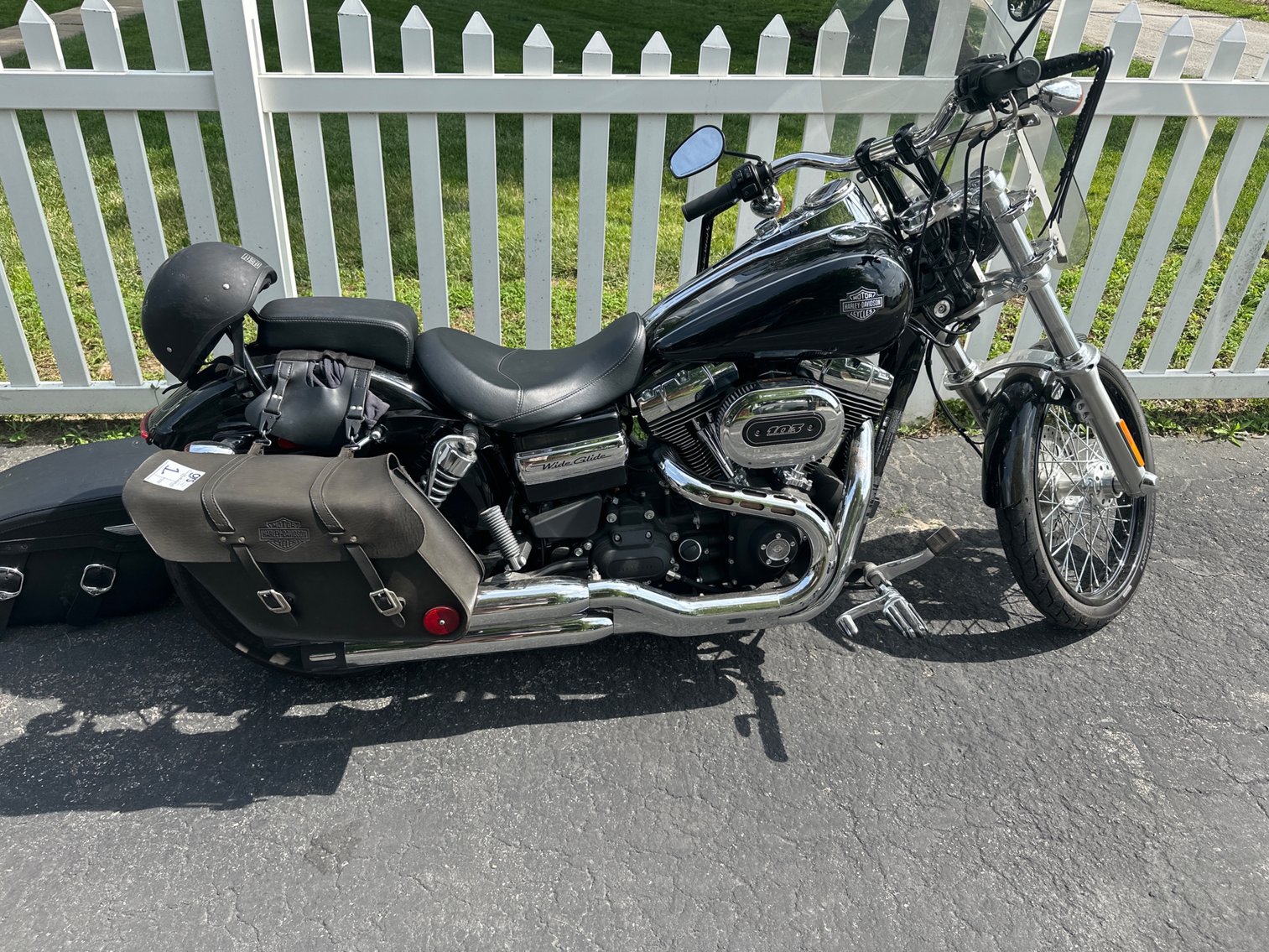 Image for The Estate of Larry Adele Auction