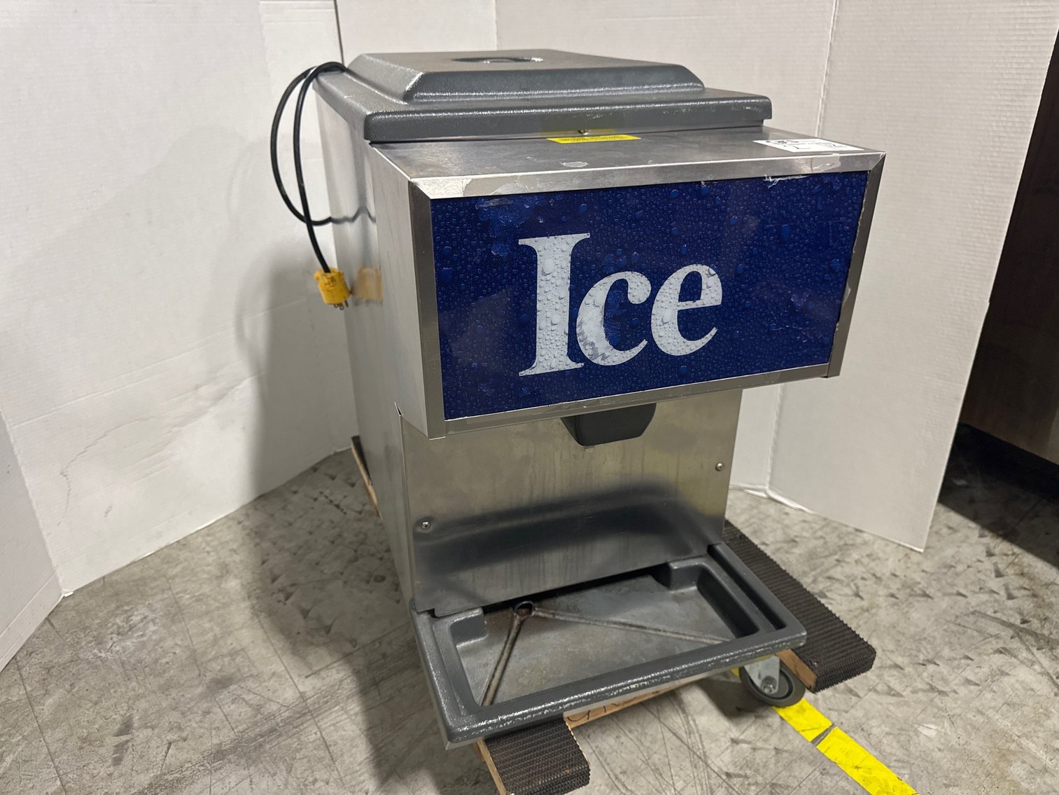 Image for Dog Days of Summer Kitchen Consignment