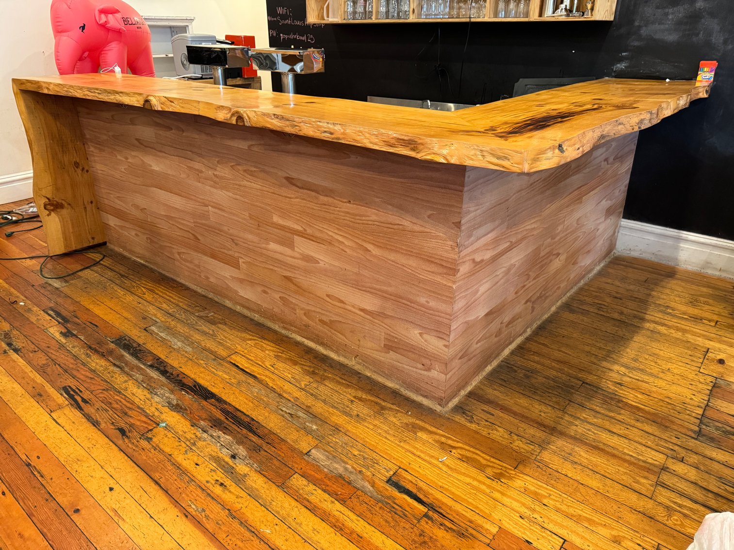 Image for Saint Louis Hop Shop Online Auction | Beer Signs, Tap Handles & Bar Collectibles