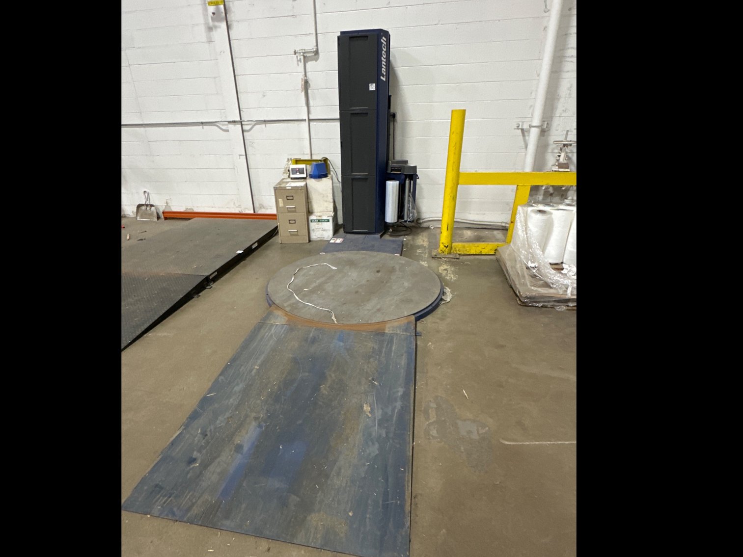 Image for Warehouse, Pack, Label & Ship - Over 500 Items