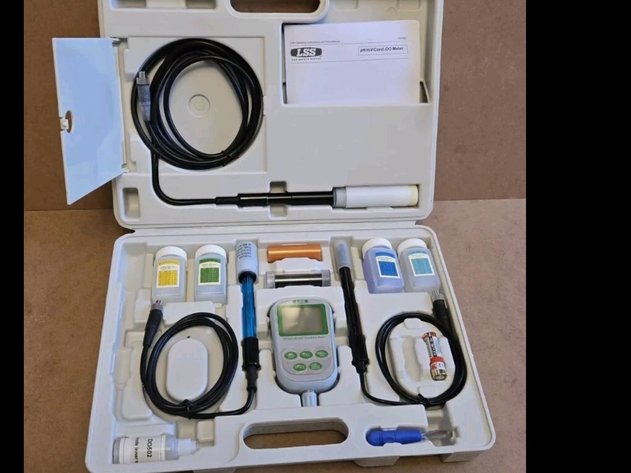 Image for PH/Conductivity/Dissolved Oxygen Meter