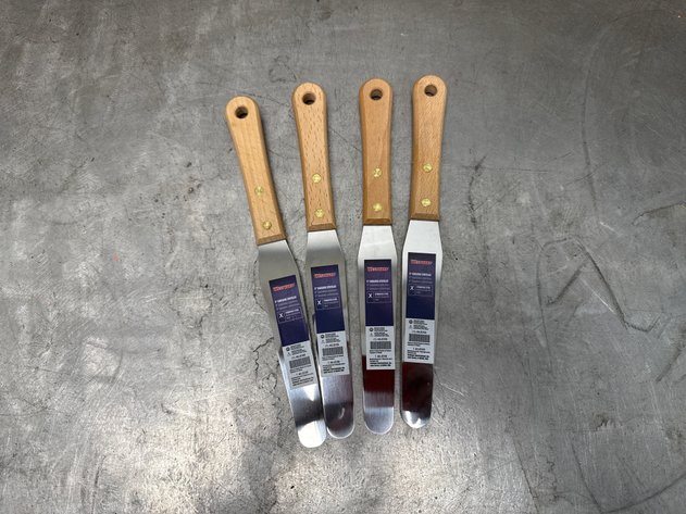 Image for 4 Caulking Spatulas