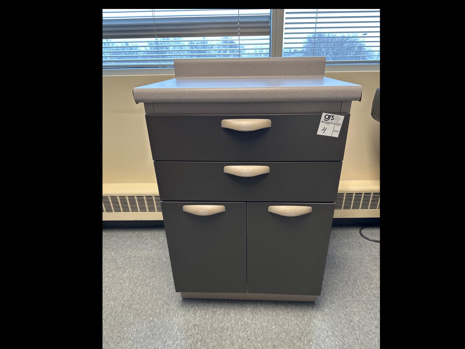 Image for Retiring Pulmonary Physician Liquidation – Medical Equipment, Exam Furniture & Office Furnishings