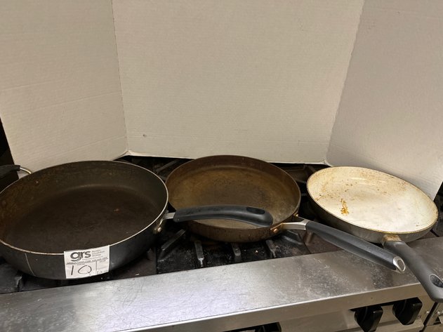 Image for (12) Pans Assorted Sized