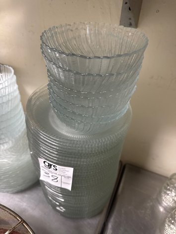 Image for Glass Plates & Bowls