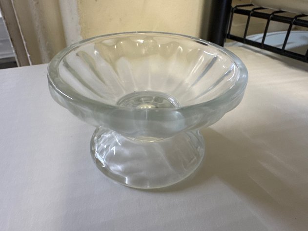 Image for (16) Glass Sundae Bowls