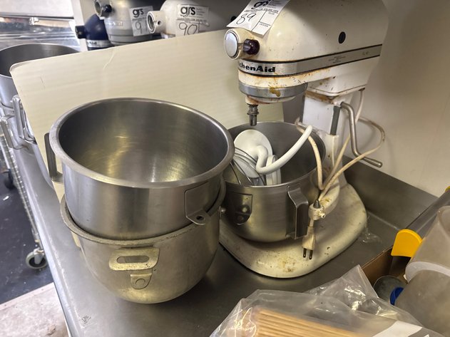 Image for Kitchen Aid Mixer w/ (3) Bowls, (2) Hooks, Paddle & Whisk