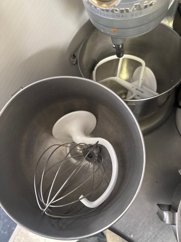 Image for Kitchen Aid Mixer w/ (3) Bowls, Whisk, (2) Hooks & Paddle