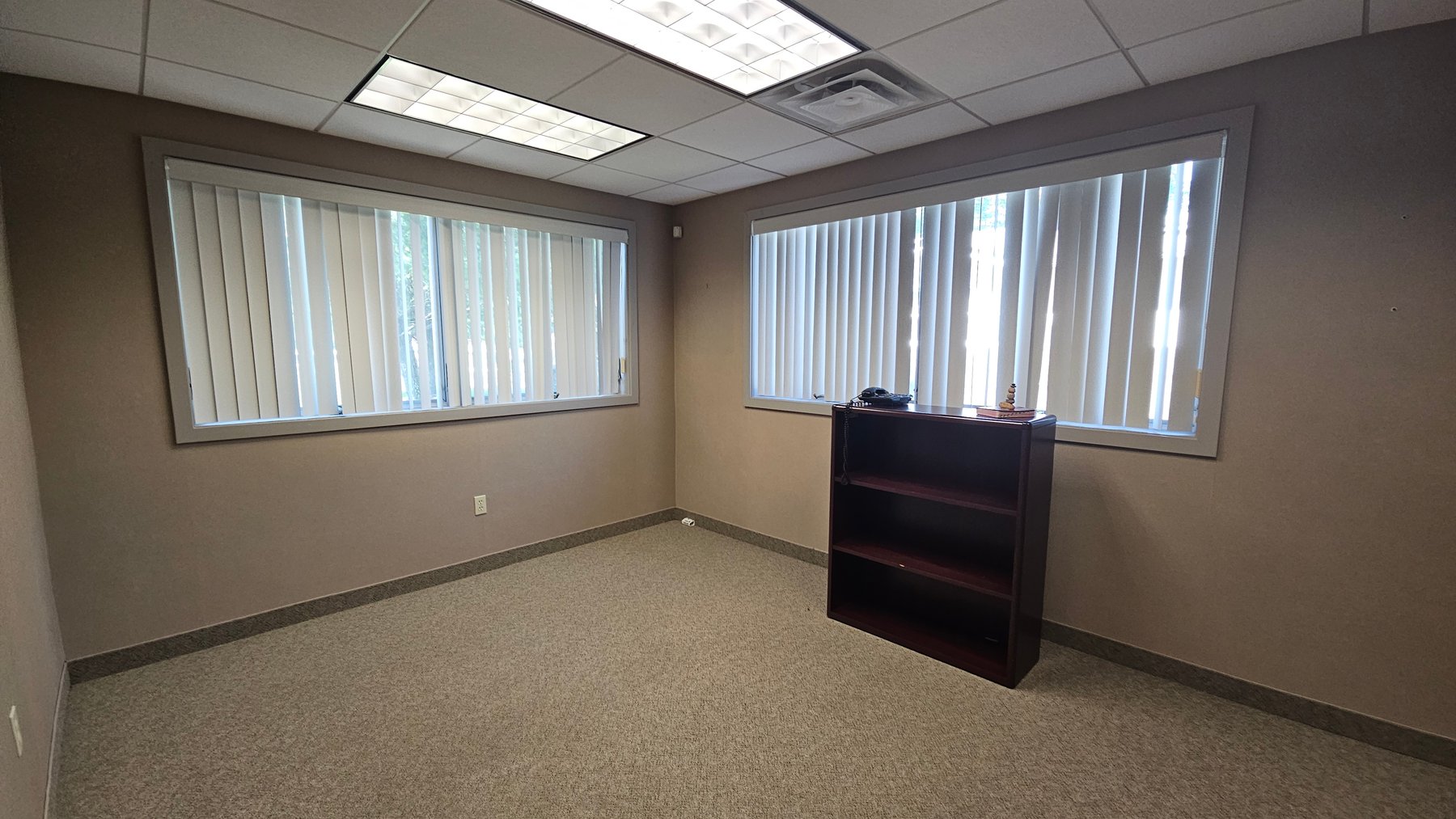 Image for Professional Office/Medical Space for Lease on W. Landis Avenue