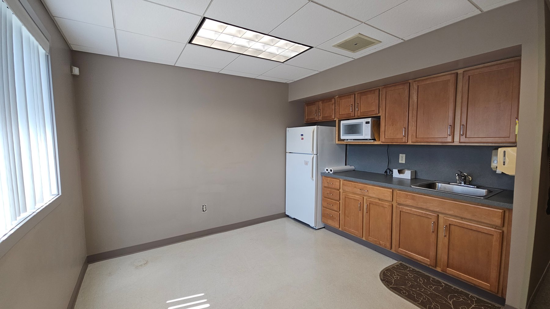 Image for Professional Office/Medical Space for Lease on W. Landis Avenue