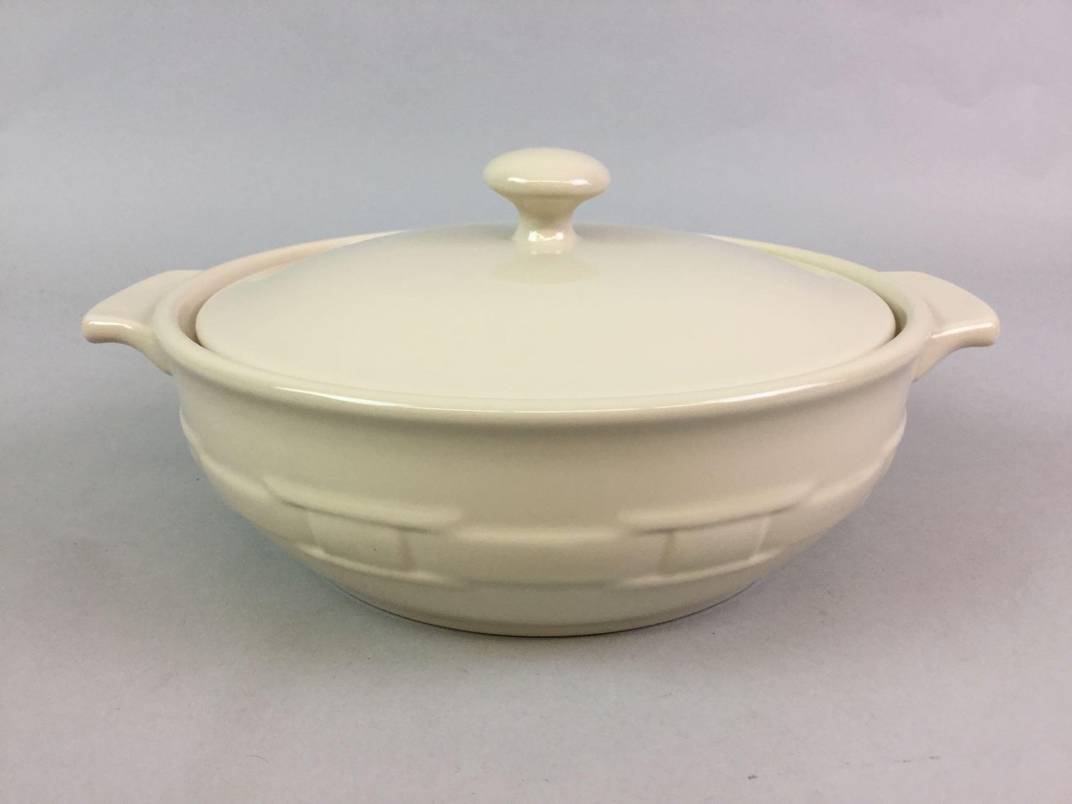 Image for Alderfer Online - Longaberger Pottery Auction: 8-31-17