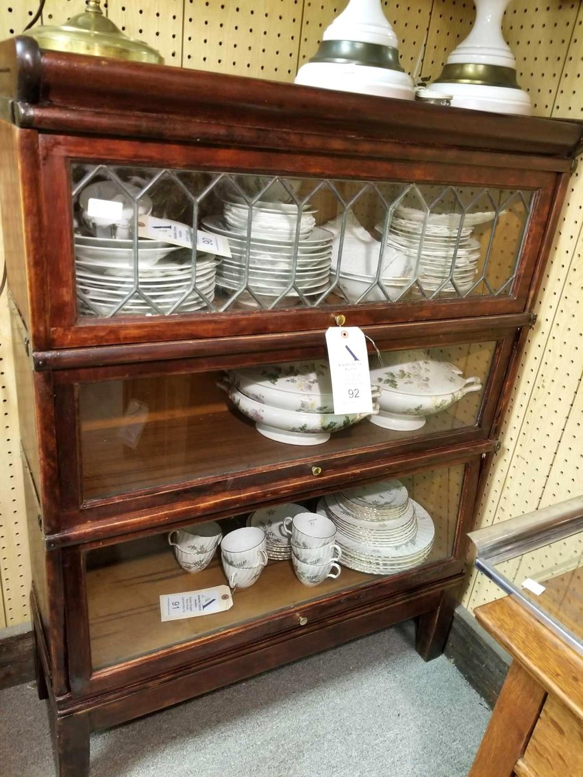 Image for Alderfer Online - Golden Nugget Antique Market Seller Liquidation Includes Furniture, Lighting, Stained Glass, China & Glassware, Pottery, Artwork & Mirrors, Primitives & Much More - Lambertville, NJ: Closing 8-13-18