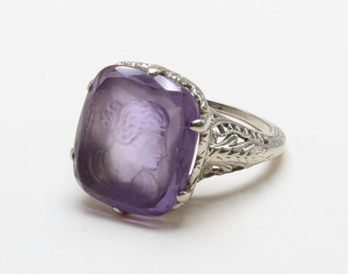 Image for Alderfer Online - Nostalgic Treasures Featuring Music Memorabilia Auction: 8-28-2018