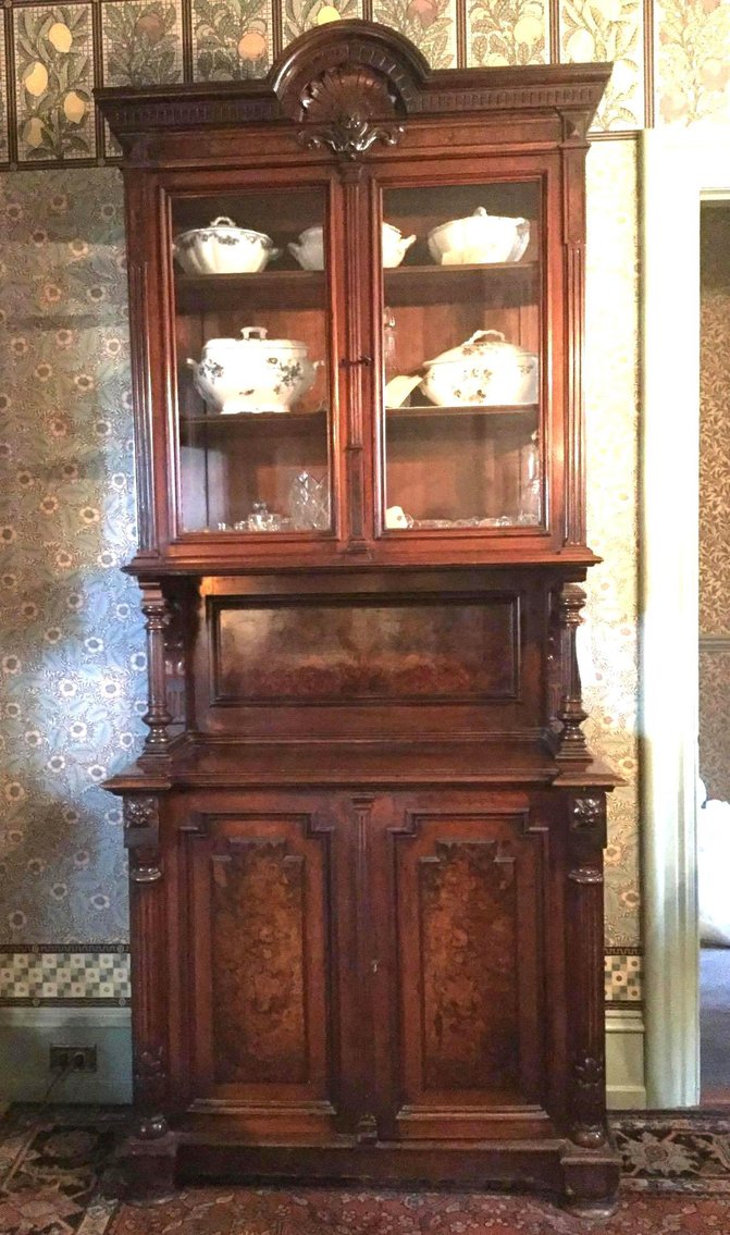 Image for Alderfer Online - Retired Lambertville Antique Dealer's Private Collection Includes Antique Furnishings, Stained Glass, Slag Glass Lamps, Oriental Rugs, Artwork, Samplers, China, Linens, Garden Statuary & More - Philadelphia, PA: Closing 9-13-18