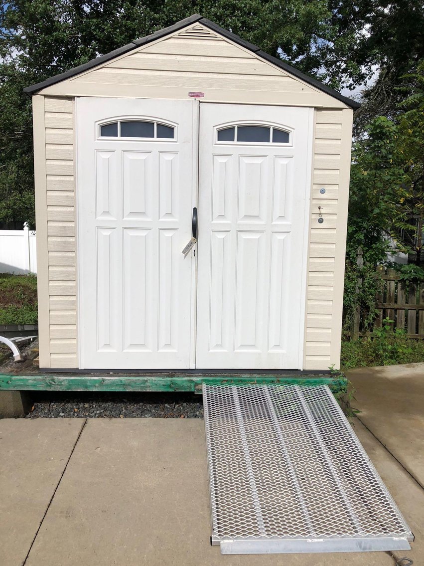 Image for Alderfer Online - Mechanic's Garage & Home Contents Include Air Compressors, Sand Blaster, Auto Parts, Metal Carts & Work Benches, Tools, Shed, BB Guns, Trains, Electronics, Kitchen Wares, Appliances, Furnishings & More - Souderton, PA: Closing 10-9-18