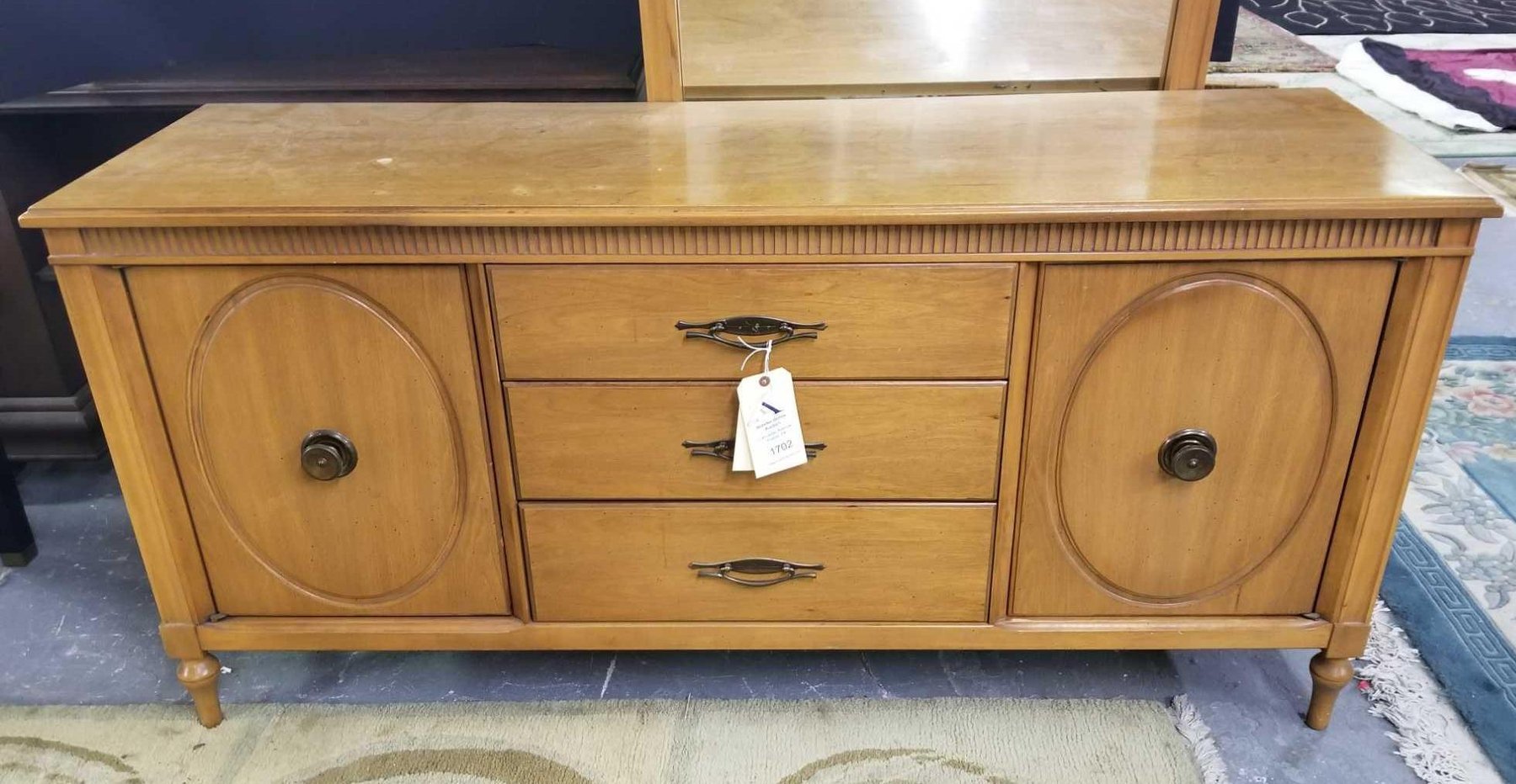 Image for Alderfer Online - Resellers Gallery Liquidation (Part 8 of 10) | Features... - Frazer, PA: Closing 1-14-19