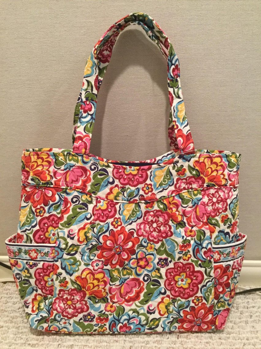 Image for Alderfer Online | Vera Bradley Collection 3-26-19