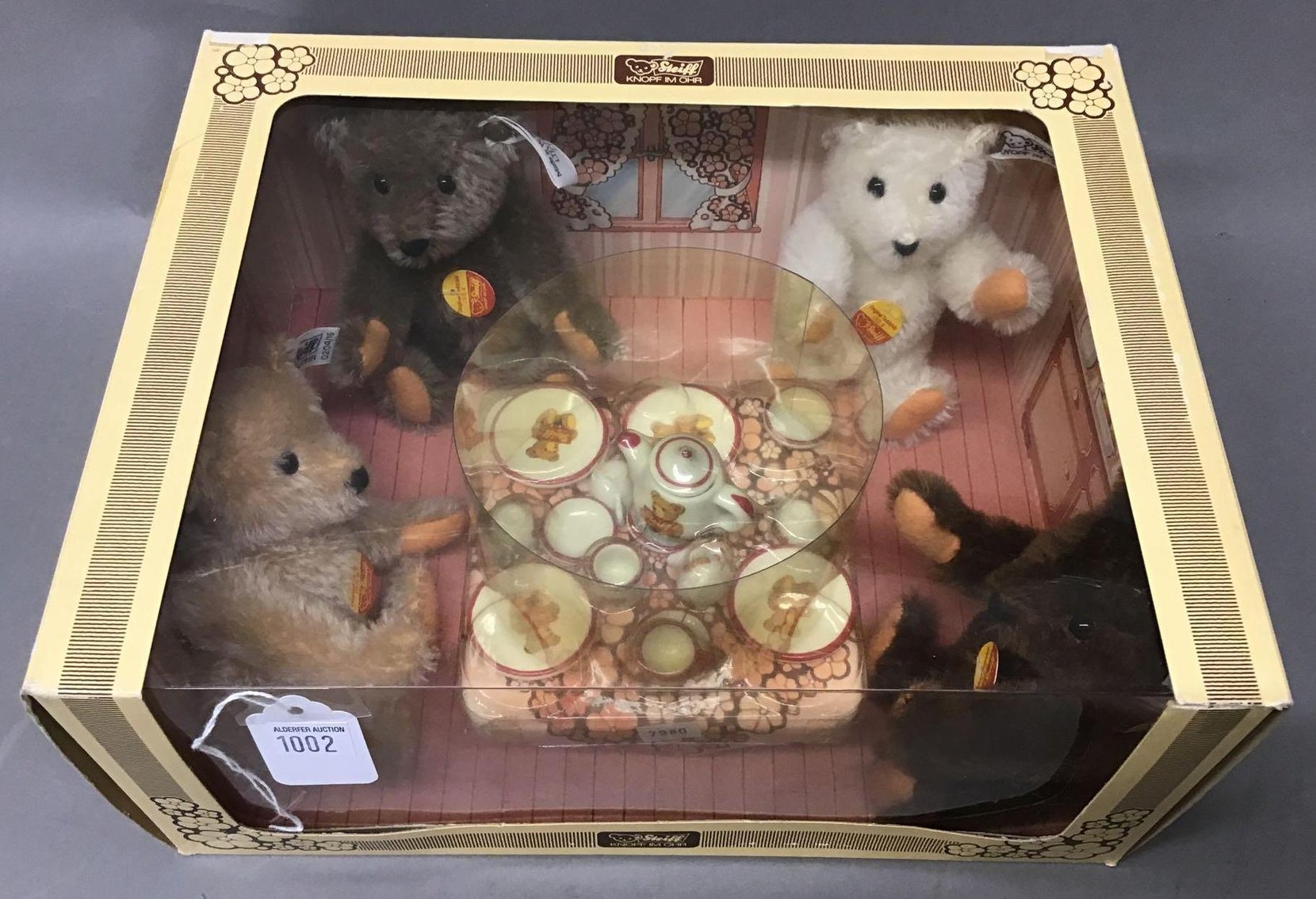 Image for Alderfer Online - Steiff Animal Auction: 3-12-19