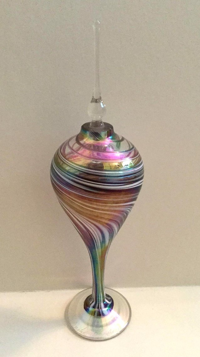 Image for Alderfer Online - Warrington, PA: 5-19-19 | Featuring Contemporary & Traditional Furnishings, Decorative Accessories, Lladro Figurines, Collection of Art Glass Perfume Bottles; Artwork & Mirrors, Armani Lamps, China, Crystal & Much More